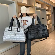 大容量スポーツバッグ、軽量、持ち運び便利、旅行にも最適